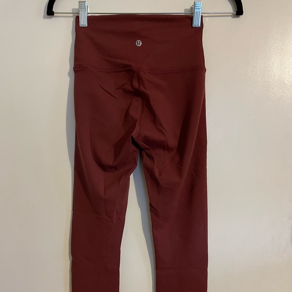 Lululemon Wunder Train High-Rise Tight 25” | Size 4 - Picture 3 of 4